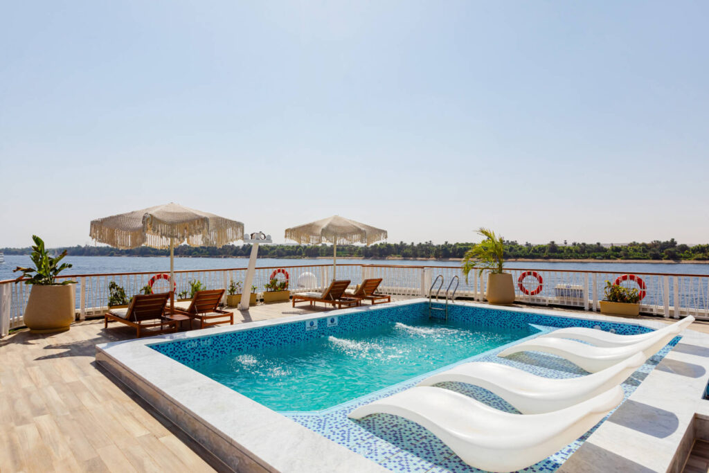 Explore the beauty of Egypt on a great Nile River cruise.